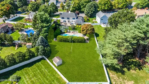4 Plowshare Ct, Marlboro, NJ 07746