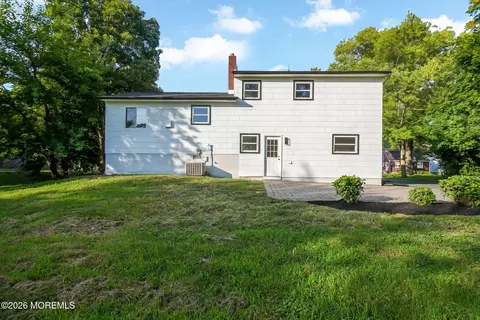 Exterior - 27 Middlesex Rd, Matawan, NJ 07747 photo 3 of 4
