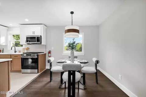 Dining - 27 Middlesex Rd, Matawan, NJ 07747 photo 1 of 2