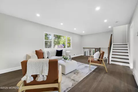 Living - 27 Middlesex Rd, Matawan, NJ 07747 photo 4 of 4