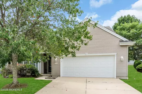 15 Windstar Dr, Little Egg Harbor, NJ 08087