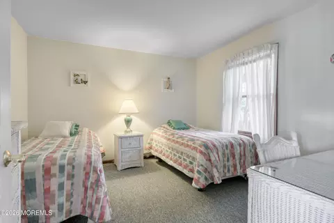 Bedroom - 39 Lagoon Dr E, Brick, NJ 08723 photo 2 of 5