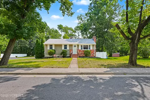 Exterior - 54 Middlesex Rd, Matawan, NJ 07747 photo 2 of 11