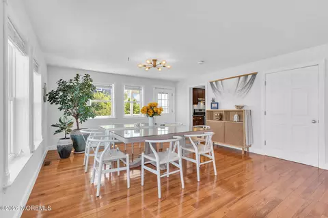 Dining - 655 Front St, Union Beach, NJ 07735 photo 3 of 5