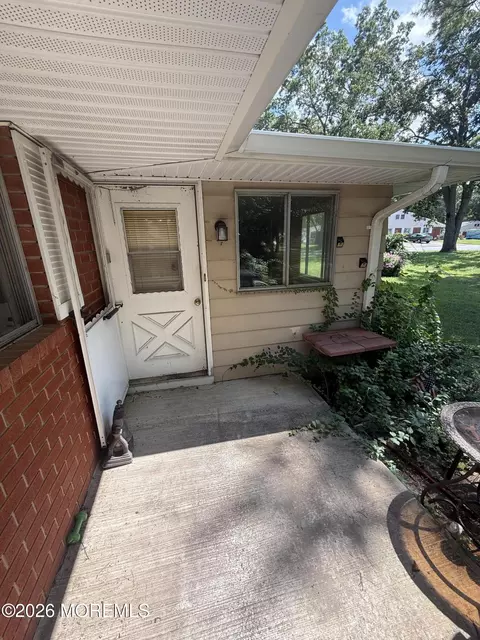 10 D Blue Jay St, Manchester, NJ 08759