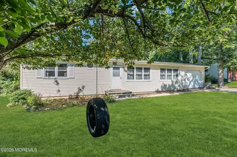 Exterior - 308 Emerald Dr, Brick, NJ 08723 photo 4 of 20