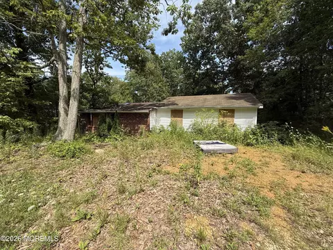 404 Poplar Rd, Millville, NJ 08332