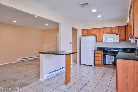Kitchen - 6 Phillips Rd, Brick, NJ 08724 photo 1 of 4