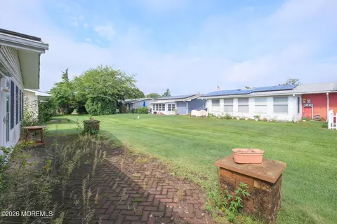 Exterior - 6 Phillips Rd, Brick, NJ 08724 photo 5 of 5