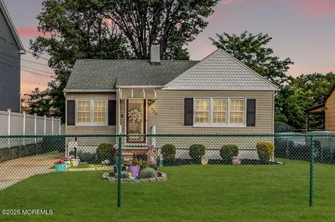 920 S Concourse, Keyport, NJ 07735