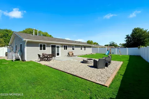 Exterior - 402 5th St, Waretown, NJ 08758 photo 5 of 7