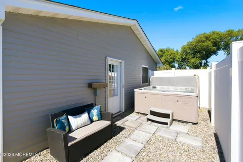 Exterior - 402 5th St, Waretown, NJ 08758 photo 3 of 7
