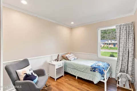 Bedroom - 402 5th St, Waretown, NJ 08758 photo 6 of 9