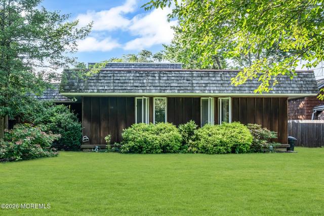 1109 Old Drift Rd, Point Pleasant, NJ 08742