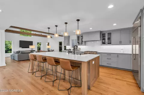 Kitchen - 921 Riverview Dr, Brielle, NJ 08730 photo 6 of 9