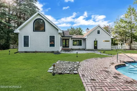 Exterior - 921 Riverview Dr, Brielle, NJ 08730 photo 4 of 8