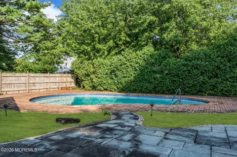 Exterior - 921 Riverview Dr, Brielle, NJ 08730 photo 7 of 8