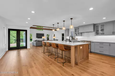 Kitchen - 921 Riverview Dr, Brielle, NJ 08730 photo 7 of 9