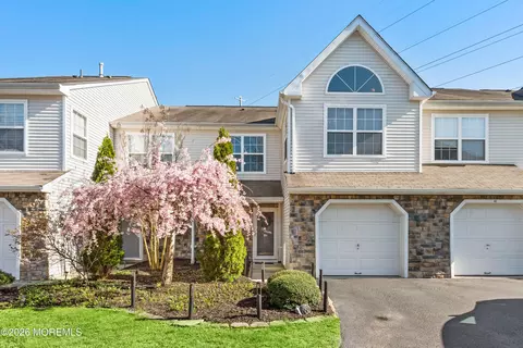 46 Buford Ct, Tinton Falls, NJ 07753