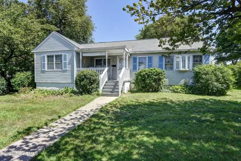 753 Lorraine Dr, Keyport, NJ 07735