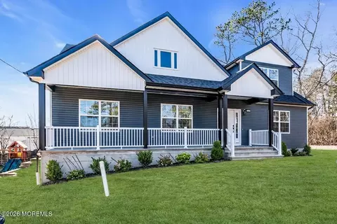 608 Sixth Ave, Toms River, NJ 08757