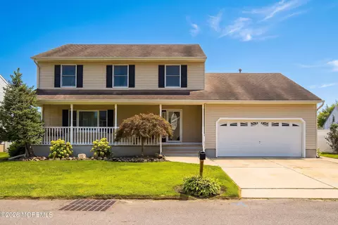 1417 Mermaid Ave, Beachwood, NJ 08722