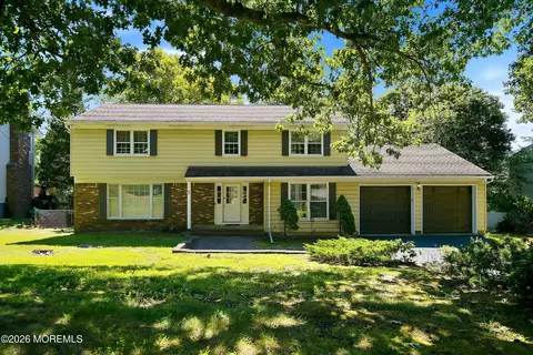 46 Cold Indian Springs Rd, Ocean, NJ 07712
