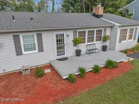 174 Cranberry Rd, Toms River, NJ 08753