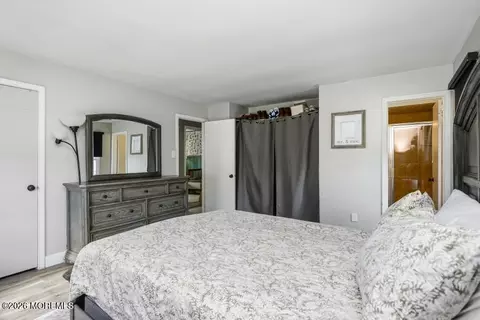 Bedroom - 16 Starlight Rd, Howell, NJ 07731 photo 2 of 4