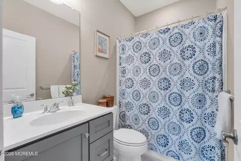 Bath - 14 Ambermist Way, Forked River, NJ 08731 photo 4 of 5