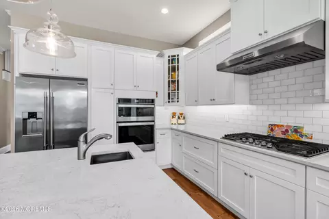 Kitchen - 14 Ambermist Way, Forked River, NJ 08731 photo 6 of 6