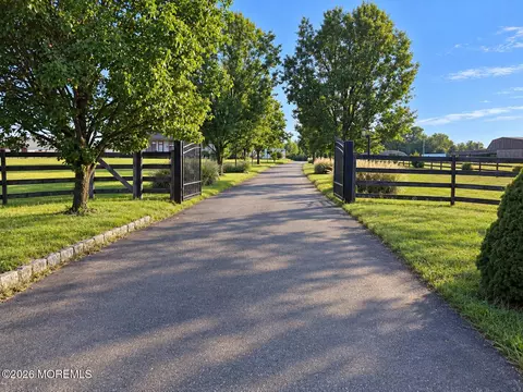 290 N Myrtle St, Hammonton, NJ 08037