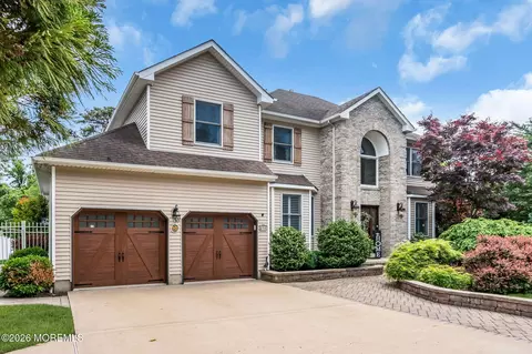 271 Kettle Creek Rd, Toms River, NJ 08753