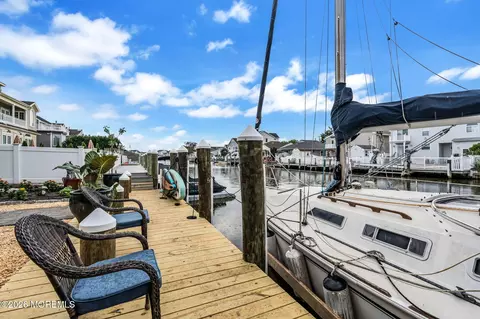 1623 Center St, Point Pleasant, NJ 08742