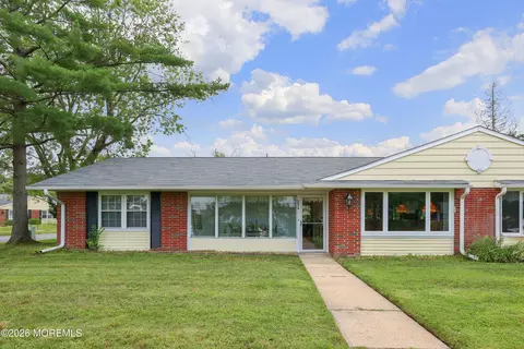 351 Dorchester Dr # A, Lakewood, NJ 08701