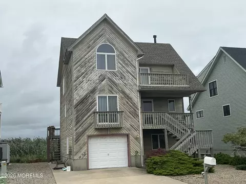 1436 S Bayview Ave, Seaside Park, NJ 08752