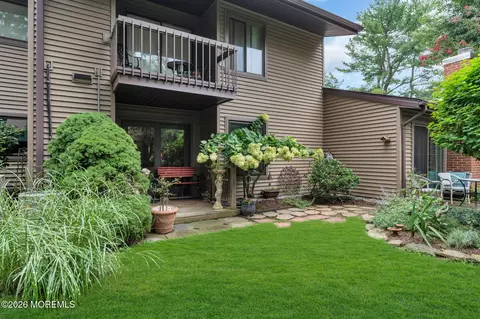 21 Concord Ct #A, Red Bank, NJ 07701