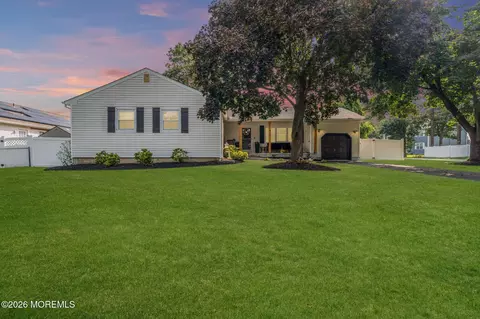 800 Parkview Blvd, Toms River, NJ 08757