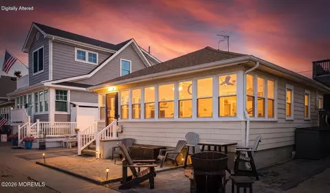 3 Hayes Ct, Point Pleasant Beach, NJ 08742