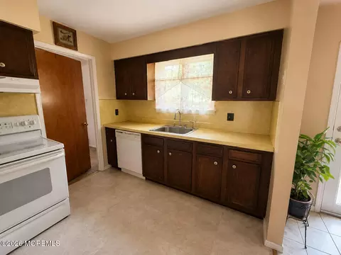 Kitchen - 222 Lane Pl, Forked River, NJ 08731 photo 1 of 3