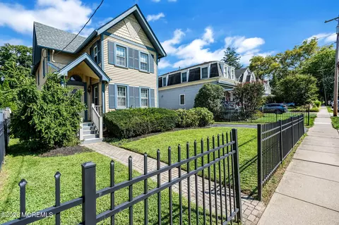 Exterior - 29 1st St, Rumson, NJ 07760 photo 9 of 14