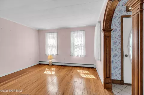 Living - 29 1st St, Rumson, NJ 07760 photo 1 of 3