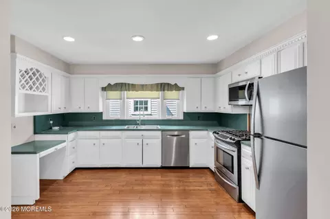 Kitchen - 29 1st St, Rumson, NJ 07760 photo 2 of 3
