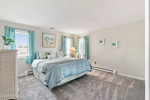 Bedroom - 917 Shenandoah Dr, Forked River, NJ 08731 photo 1 of 6