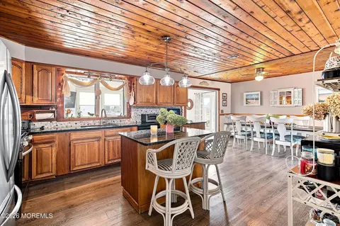Kitchen - 917 Shenandoah Dr, Forked River, NJ 08731 photo 3 of 4