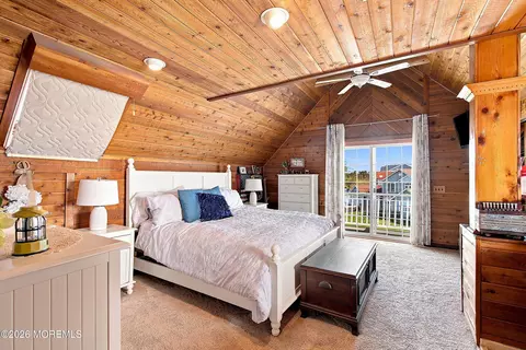 Bedroom - 917 Shenandoah Dr, Forked River, NJ 08731 photo 3 of 6
