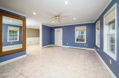 Living - 508 Broadway Ave, Leonardo, NJ 07737 photo 1 of 4