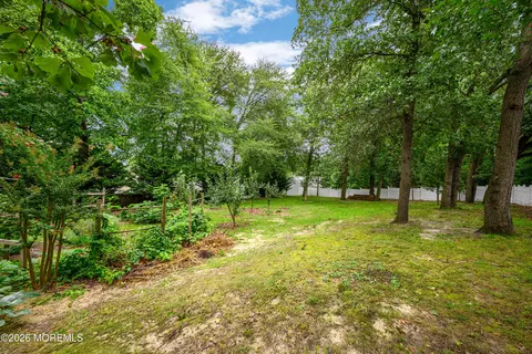 Exterior - 508 Broadway Ave, Leonardo, NJ 07737 photo 7 of 13