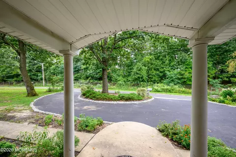Exterior - 508 Broadway Ave, Leonardo, NJ 07737 photo 5 of 13