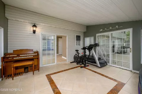 Exterior - 508 Broadway Ave, Leonardo, NJ 07737 photo 12 of 13